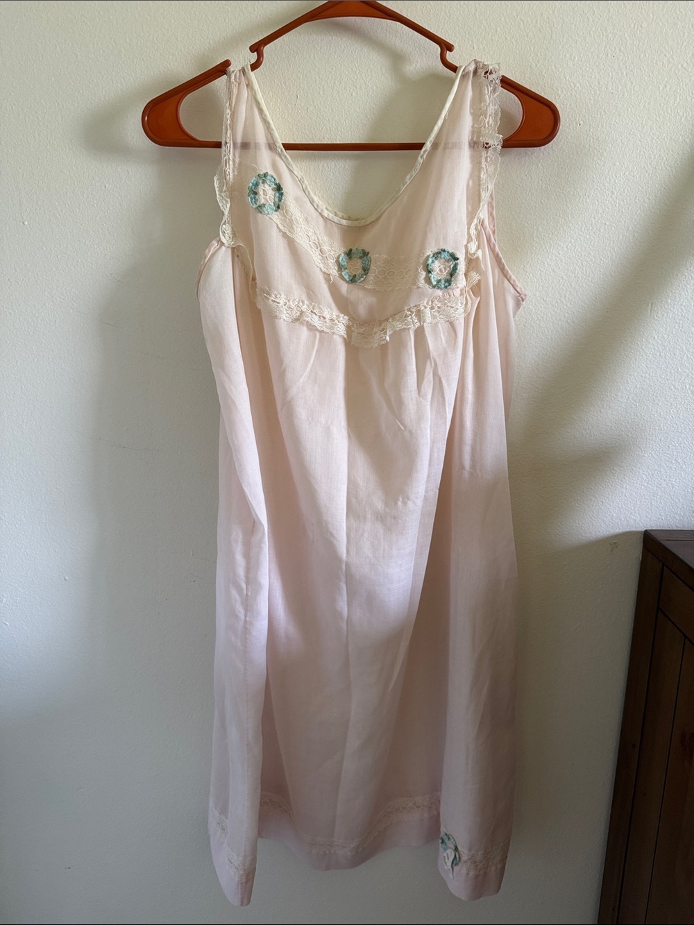 Vintage 50s Women's Slip Nightgown in Light Pink